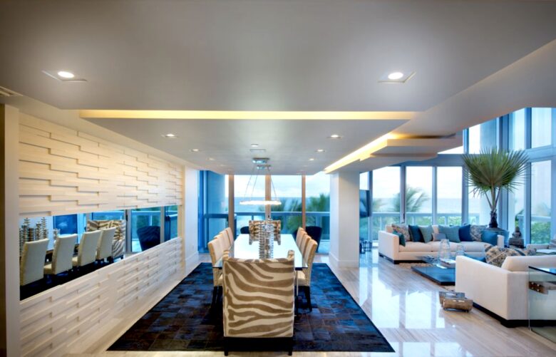 Chic Carillon Miami Beach Townhome - Miami Beach, Florida