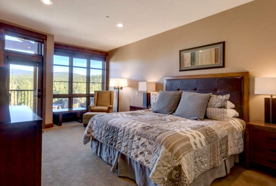 Welk's Northstar Lodge - Three Bedroom Residence - Truckee, California