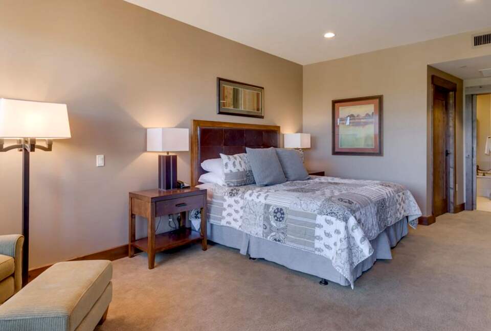 Welk's Northstar Lodge - Three Bedroom Residence - Truckee, California