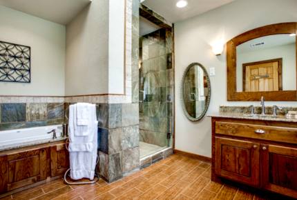 The Lodge at the Orchard - 30 Minutes to Fort Worth! - Azle, Texas