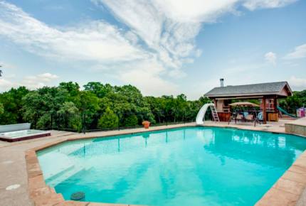 The Lodge at the Orchard - 30 Minutes to Fort Worth! - Azle, Texas