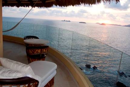 Pacific Paradise - Ixtapa de Azueta, Mexico