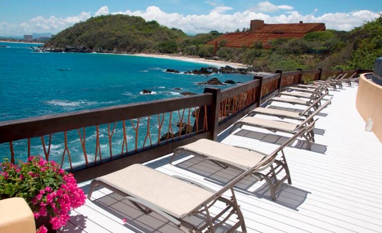 Pacific Paradise - Ixtapa de Azueta, Mexico