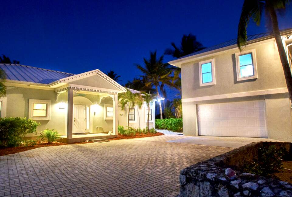 Coconut Beach Villa - North Side, Cayman Islands