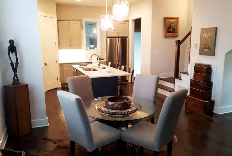 Edgehill Luxury - Nashville, Tennessee