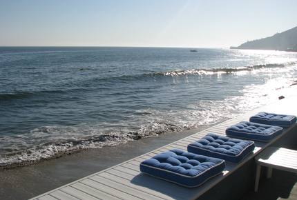 Malibu Beach Bungalow - Malibu, California