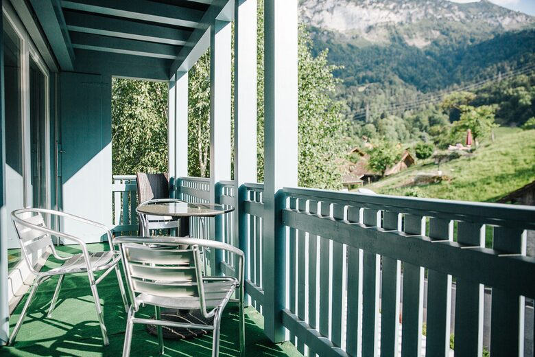 Home on Lake Thun - Daerlingen, Switzerland