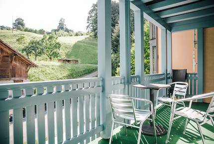 Home on Lake Thun - Daerlingen, Switzerland