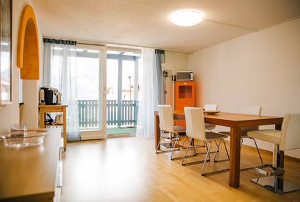 Home on Lake Thun - Daerlingen, Switzerland