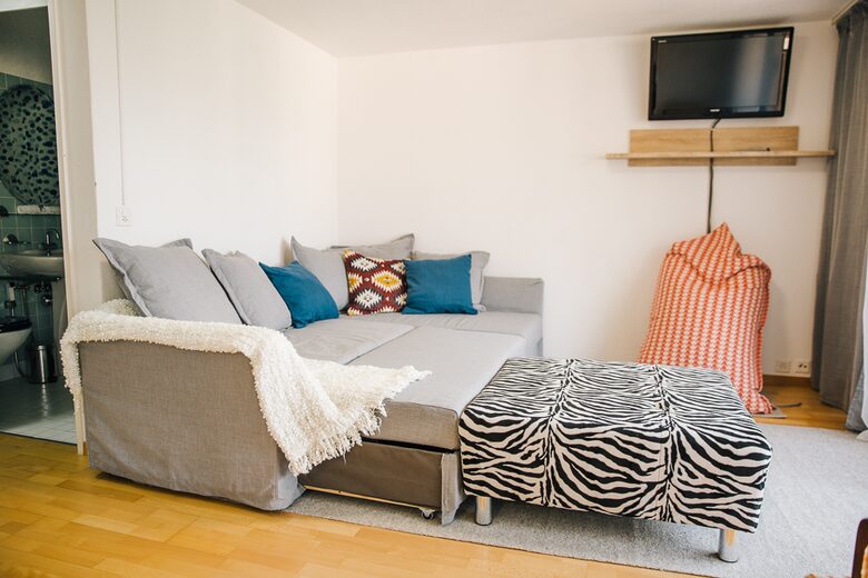 Home on Lake Thun - Daerlingen, Switzerland