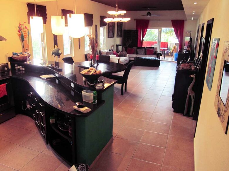 Luxury Waterfront in the West End - West End, Honduras