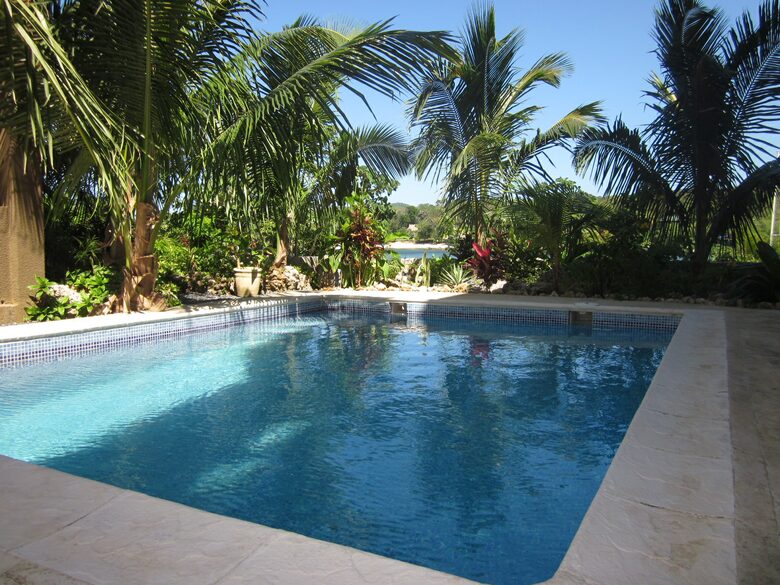 Luxury Waterfront in the West End - West End, Honduras