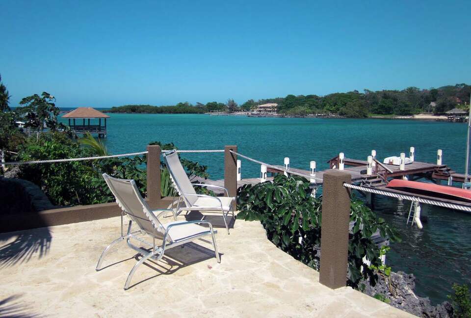 Luxury Waterfront in the West End - West End, Honduras