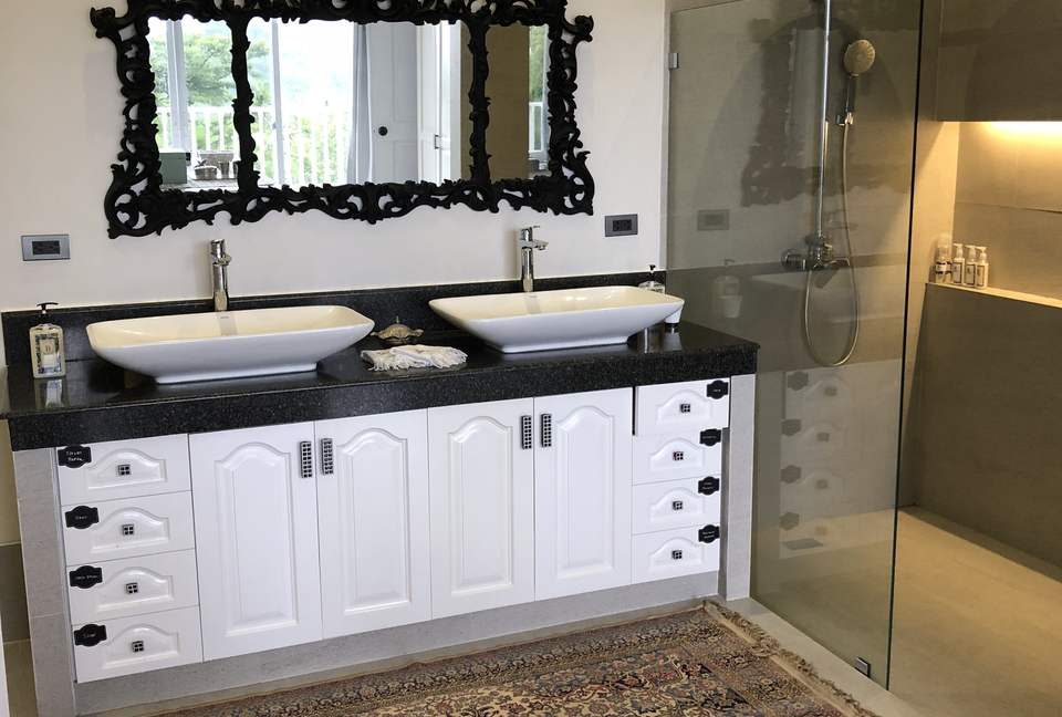 Villa La Nuvola (The Cloud) - Manila (Greater Manila), Philippines