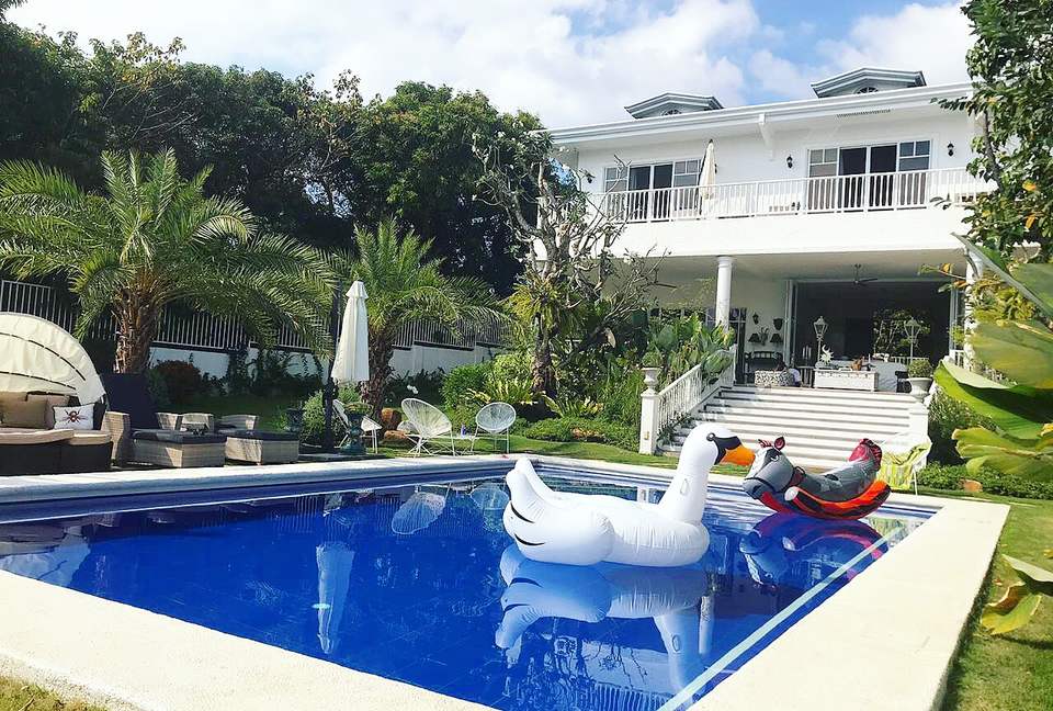 Villa La Nuvola (The Cloud) - Manila (Greater Manila), Philippines