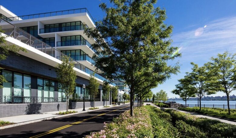 Million Dollar Manhattan View - Short Ferry to Manhattan! - Weehawken, New Jersey