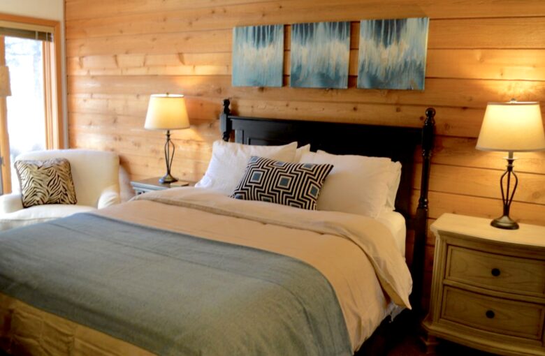 queen bedroom with views to creek- bedroom #2