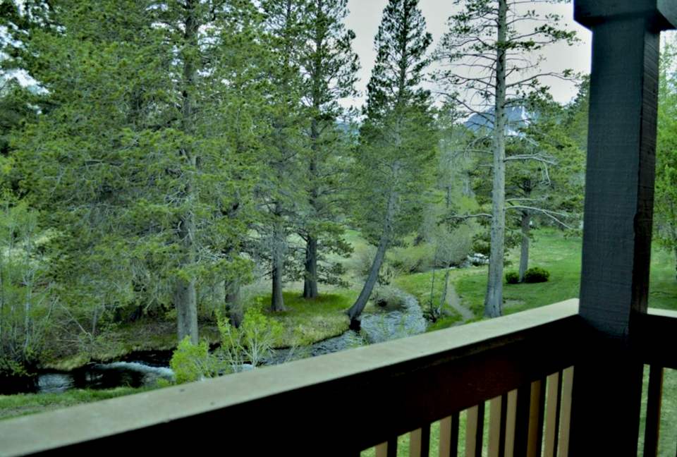 Luxurious Creek Front Oasis - Mammoth Lakes, California