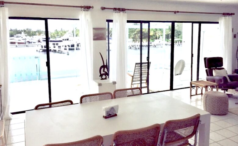 Beautiful Overwater Townhouse - Great Harbour Cay, Bahamas