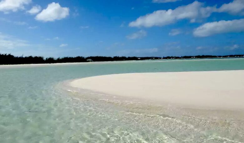Beautiful Overwater Townhouse - Great Harbour Cay, Bahamas