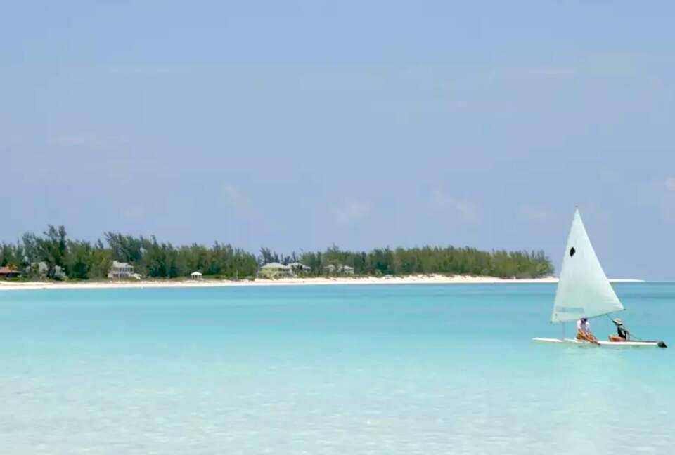 Beautiful Beachfront Double Villa - Great Harbour Cay, Bahamas