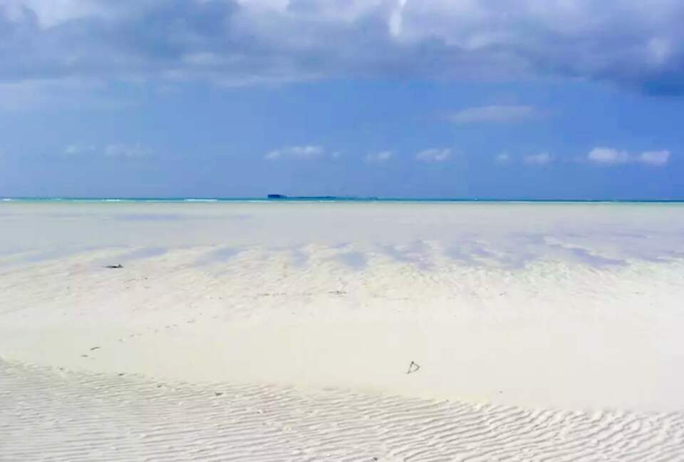 Beautiful Beachfront Double Villa - Great Harbour Cay, Bahamas