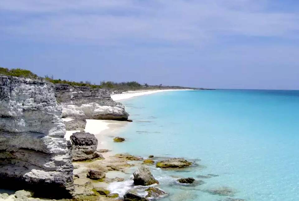 Beautiful Beachfront Double Villa - Great Harbour Cay, Bahamas