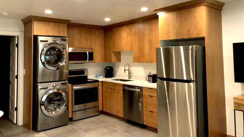 Sundance Mountain Modern Cabin - Sundance, Utah