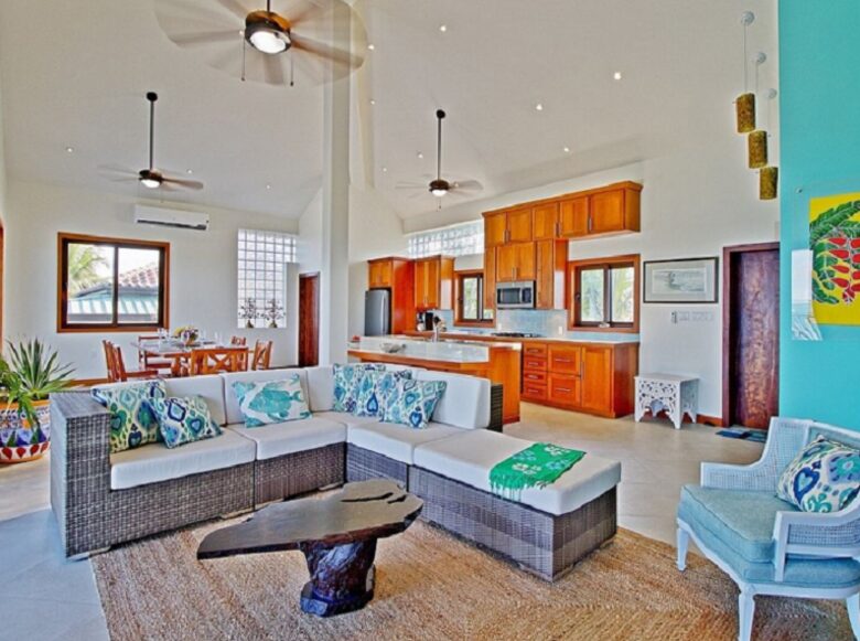 Second Floor Living Room, Ocean Front