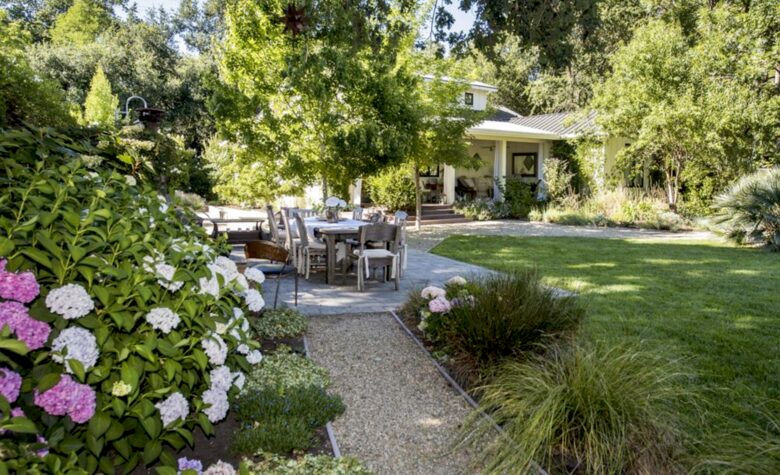 Castle Retreat and Cottage - Sonoma, California