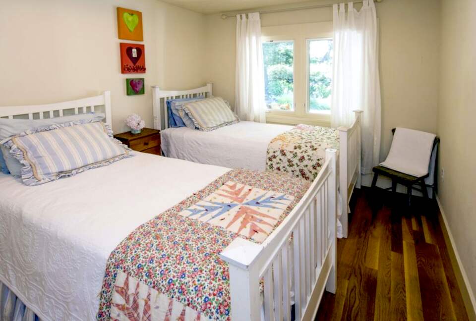 Castle Retreat and Cottage - Sonoma, California