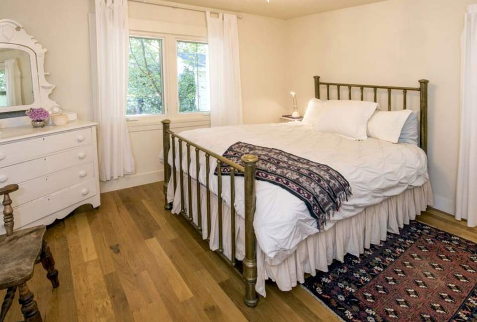 Castle Retreat and Cottage - Sonoma, California