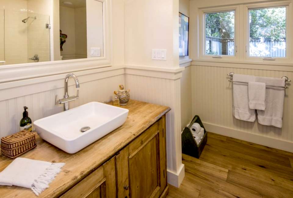 Castle Retreat and Cottage - Sonoma, California