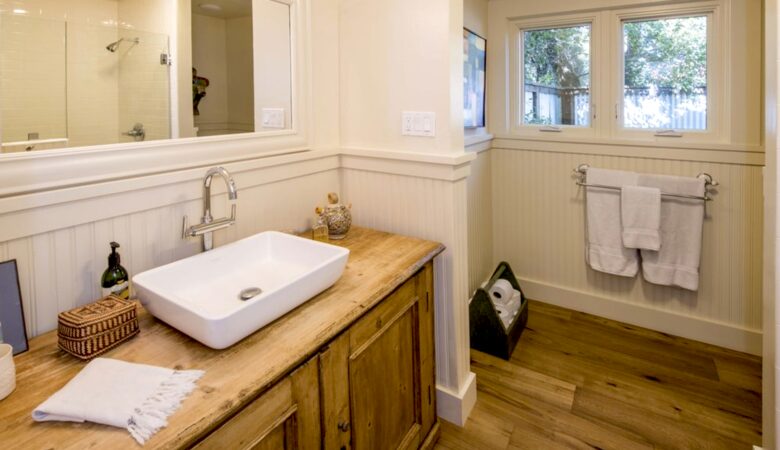 Castle Retreat and Cottage - Sonoma, California