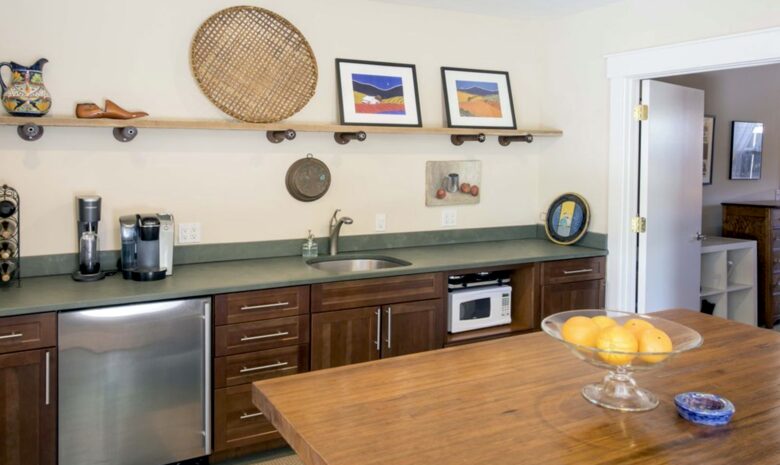 Castle Retreat and Cottage - Sonoma, California