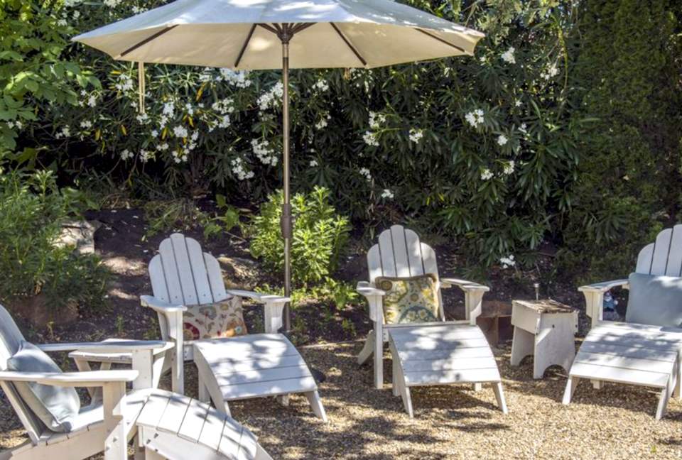 Castle Retreat and Cottage - Sonoma, California