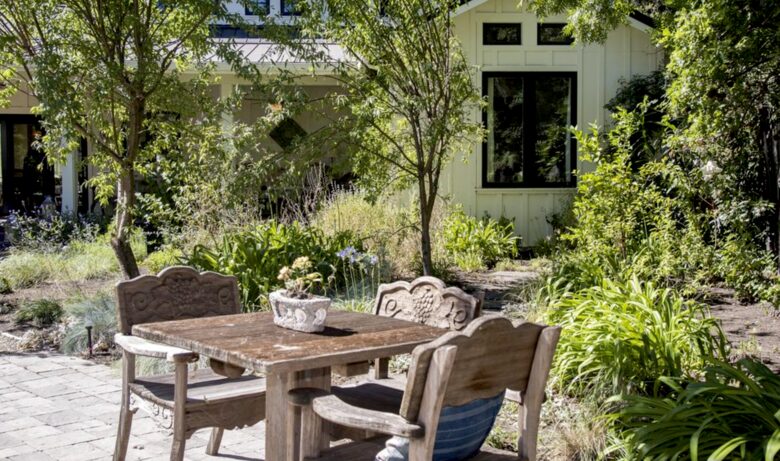 Castle Retreat and Cottage - Sonoma, California