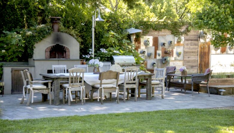 Castle Retreat and Cottage - Sonoma, California