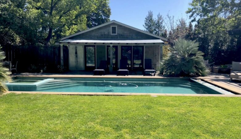 Castle Retreat and Cottage - Sonoma, California