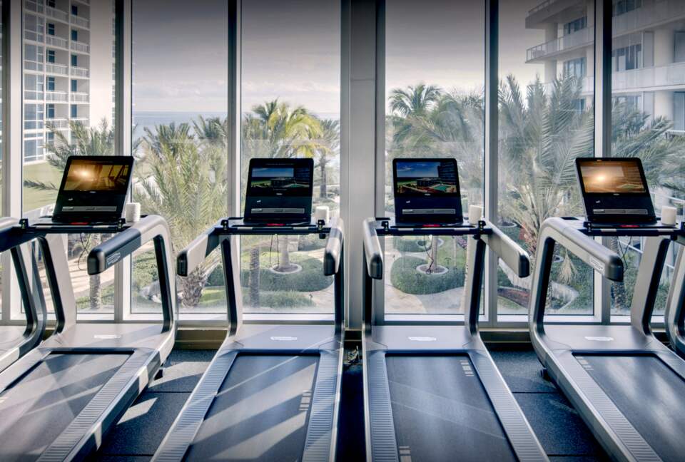Ocean View Carillon Luxury Wellness Resort - Miami Beach, Florida