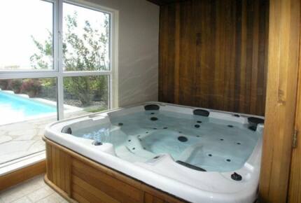 Ile d'Orléans Mansion (near Old Quebec City) - Ste-Pétronille, Canada