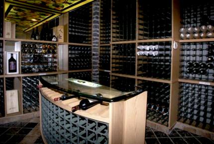 Ile d'Orléans Mansion (near Old Quebec City) - Ste-Pétronille, Canada