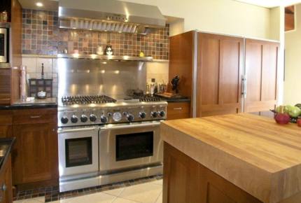 Ile d'Orléans Mansion (near Old Quebec City) - Ste-Pétronille, Canada