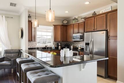 Six Miles to Disney in Luxurious Reunion Resort! - Reunion, Florida