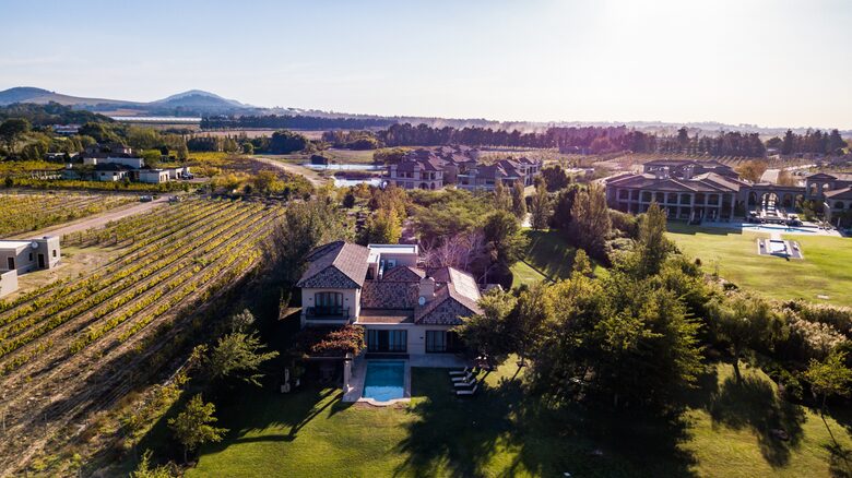 Cape Winelands Villa - Paarl, South Africa