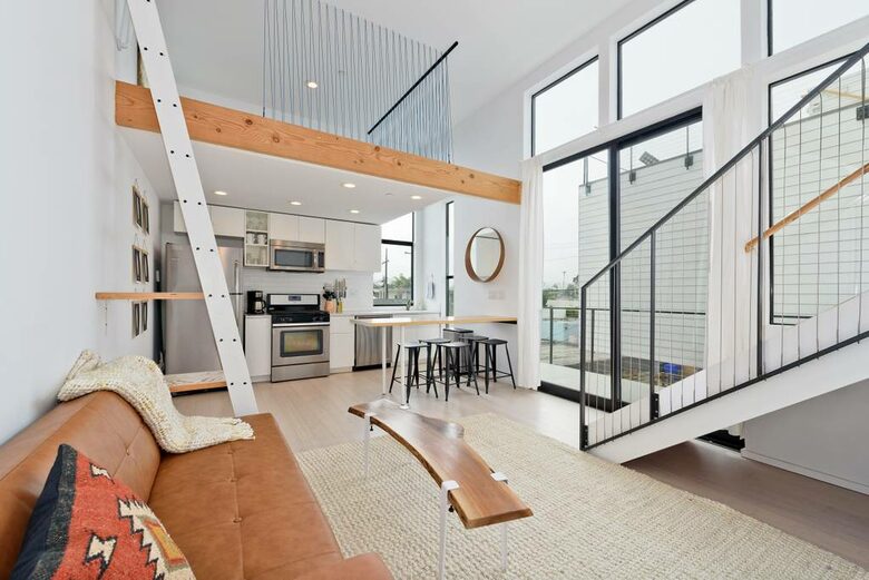 Brand New Home Steps From the Sand With Panoramic Rooftop Deck - San Diego, California