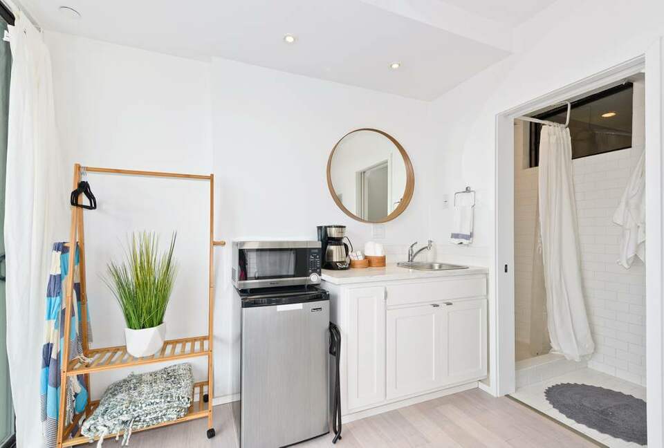 Brand New Home Steps From the Sand With Panoramic Rooftop Deck - San Diego, California