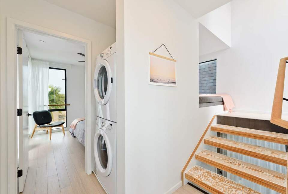 Brand New Home Steps From the Sand With Panoramic Rooftop Deck - San Diego, California