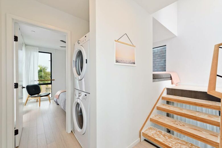 Brand New Home Steps From the Sand With Panoramic Rooftop Deck - San Diego, California