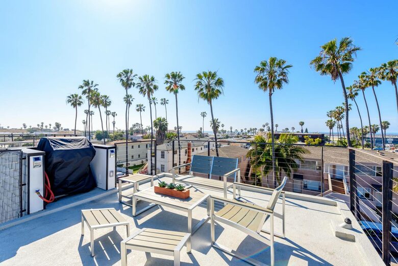 Brand New Home Steps From the Sand With Panoramic Rooftop Deck - San Diego, California